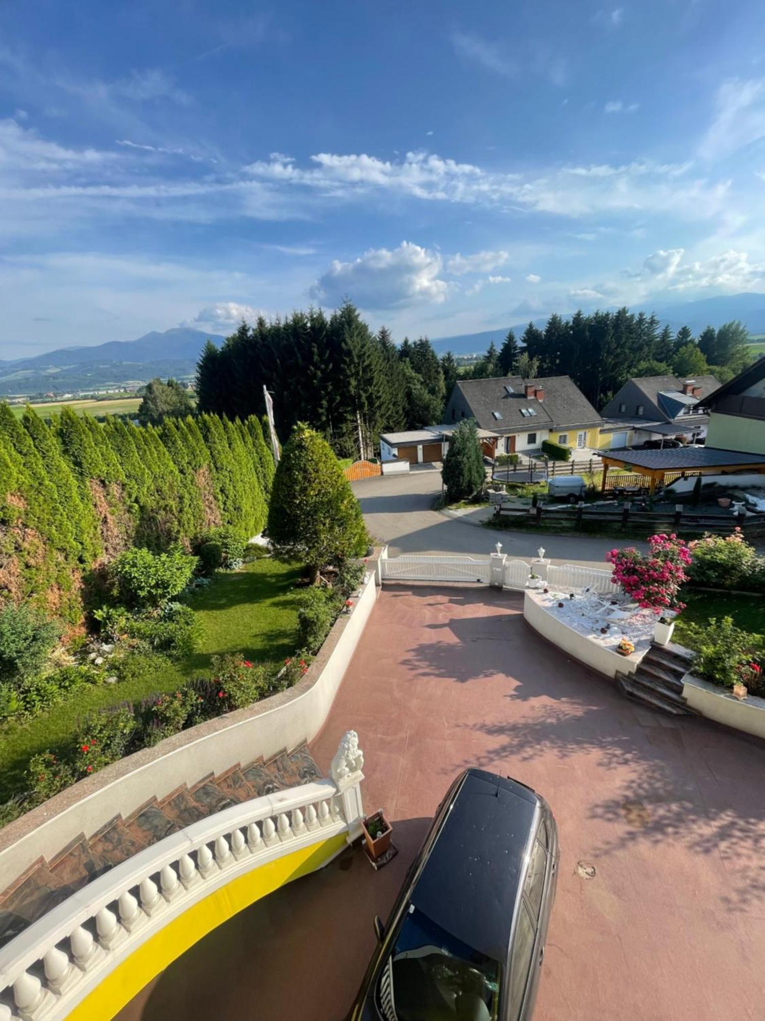 Villa Am Red Bull Ring In Spielberg Spielberg Bei Knittelfeld Exteriör bild